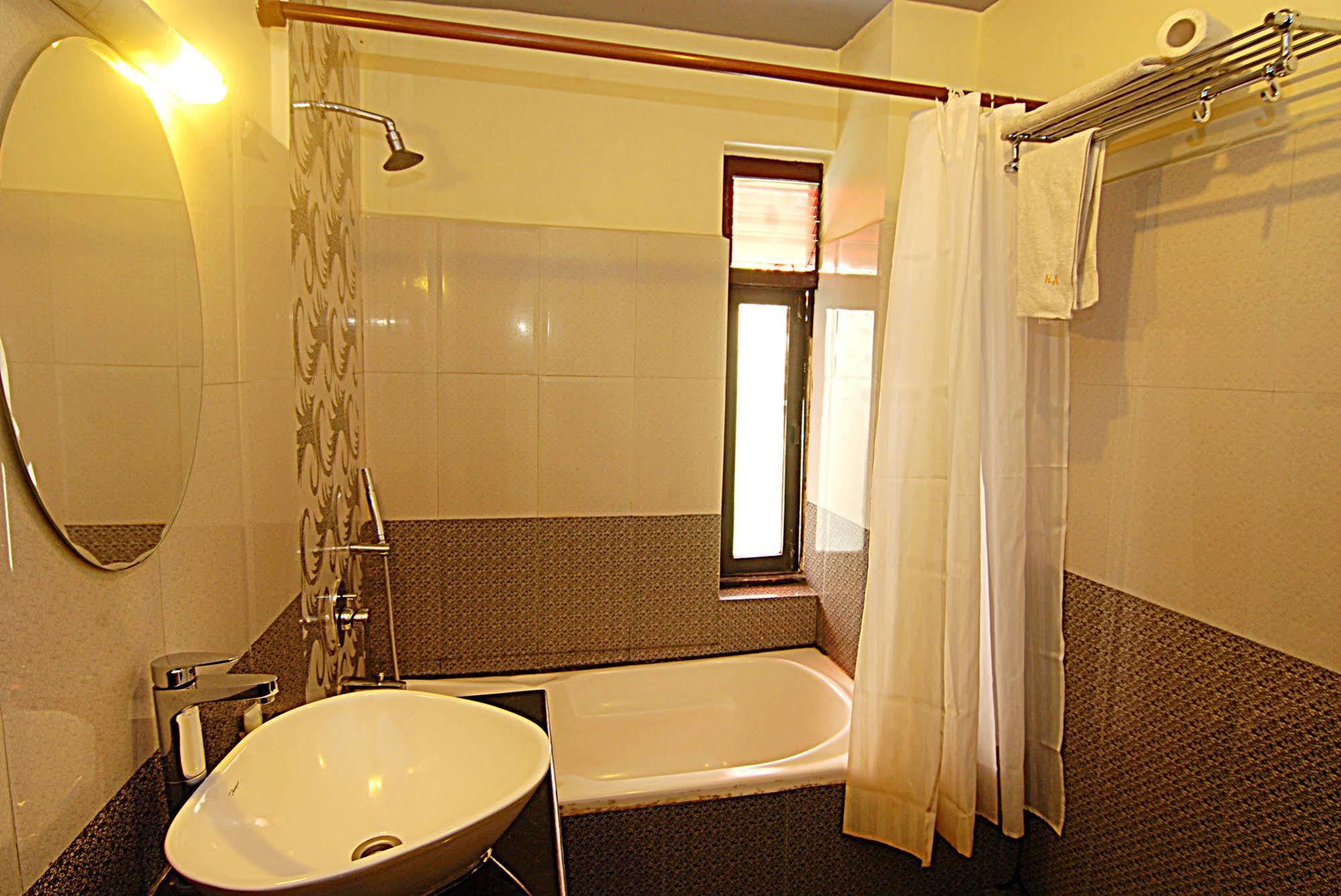 Hotel Amaryllis Katmandu Kültér fotó