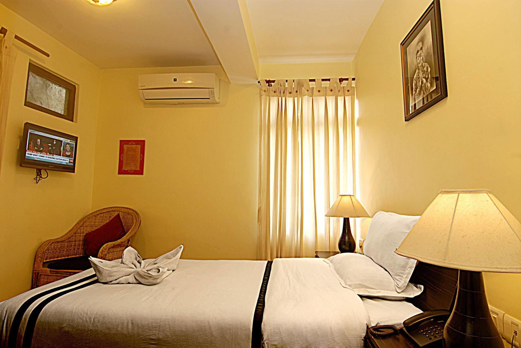 Hotel Amaryllis Katmandu Kültér fotó